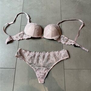 Ambra Bra and Thong Set Sz 36B / M